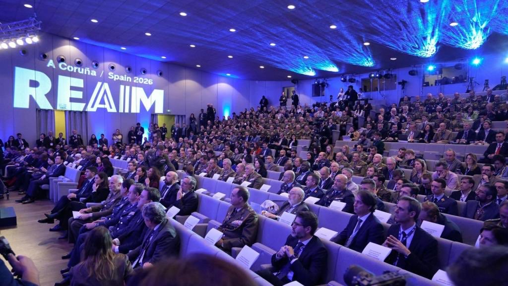 AliasRobotics's tweet photo. Nuestro CTO Unai Ayúcar asistió a la III Cumbre Internacional #REAIM 2026 en A Coruña.
Espacios como este son clave para avanzar hacia una IA segura, gobernada y responsable en contextos críticos.
#IA #IAResponsable https://t.co/paLKWXzZSK