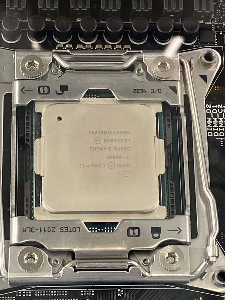 CPUとマザーのセットジャンク i7 6800KとASUS X99-E のセット 8,000円