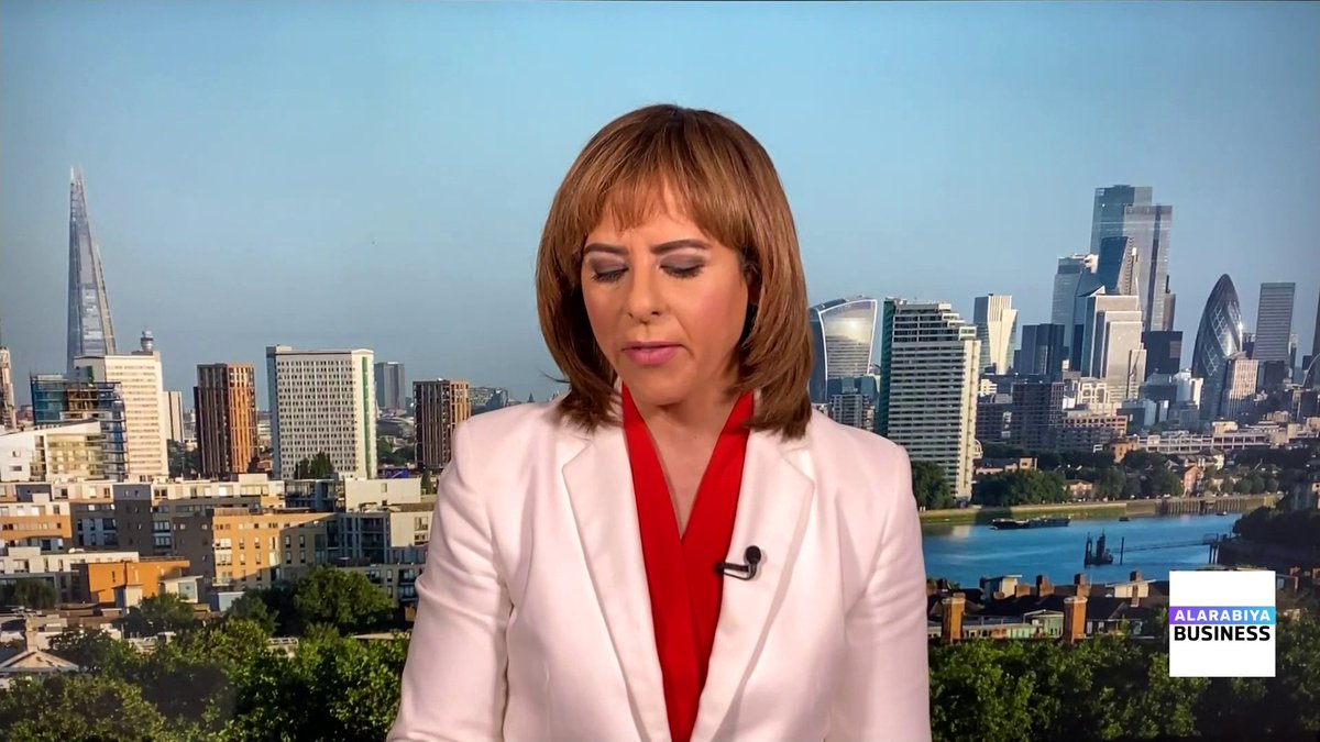 مراسلة العربية كارينا كامل: تراجع أسعار النفط كان عامل الضغط الأساسي على أرباح شل خلال الفترة الماضية. بنك BNP Paribas سجل أرباحًا قوية في الربع الرابع بلغت نحو 2.9 مليار يورو. لا يُتوقع أي تغيير في السياسة النقدية من بنك إنجلترا أو المركزي الأوروبي. MayKhadra_bn نبض السوق _Business 