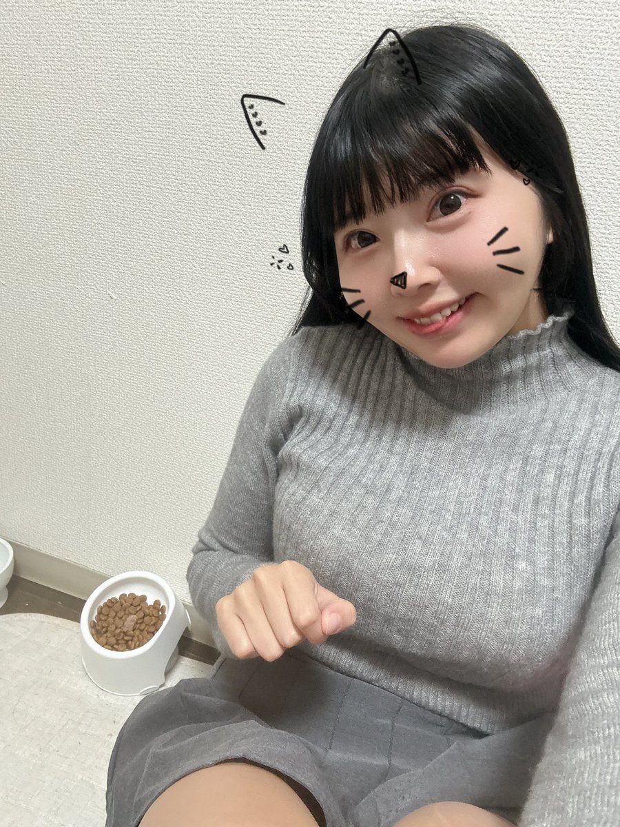 asumikumano's tweet image. にゃーーーバレンタイン撮影会🍫

とうとう今週末ですね( ^ • ·̫ • ^ )💓💓

団体撮影はメイドさんなろうかな…💓🤫

#撮影会 #バレンタイン #福岡