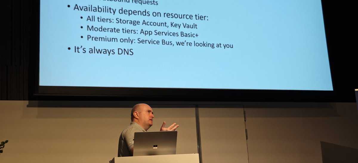 WorkingHardInIT tweet media