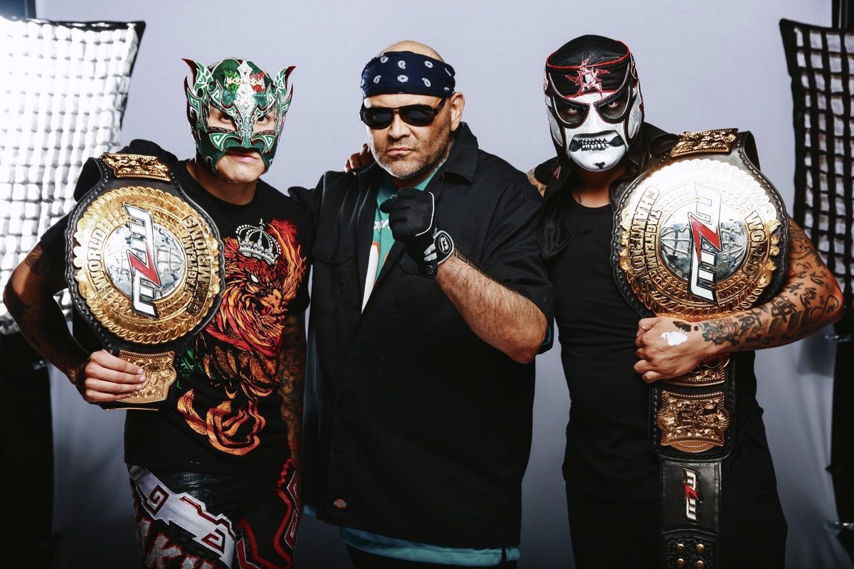 Chupacabra_01's tweet photo. 🎂Happy Birthday to Penta! @PENTAELZEROM #Penta #WWE #PentagónJr #PentaElZeroM #LuchaBrothers #LuchaBros #AEW #DeathTriangle #LuchaLibreAAA #MLW #TNA #NXT #ECW #NWA #WCW #ROH #CMLL #NewJapan #NJPW #ProWrestlingNoah #AJPW https://t.co/E4wqz5nOMP