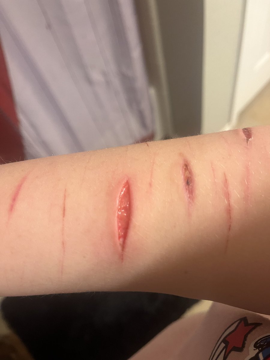 🌈𝕯𝖆𝖎𝖐𝖊𝖎💊 tweet media