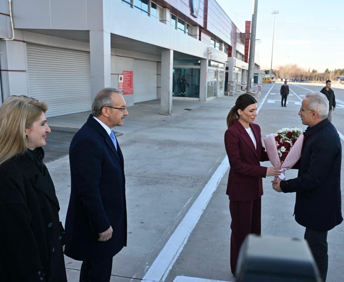 📍 Malatya Havalimanı

📌 Ulaştırma ve Altyapı Bakanımız Sayın Abdulkadir Uraloğlu, (<a href="/a_uraloglu/">Abdulkadir URALOĞLU</a>) Malatya’mıza teşrif etti. Şehrimizin ulaşım altyapısından devam eden ve planlanan yatırımlara kadar birçok başlıkta istişarelerde bulunacağımız bu ziyaretin, Malatya’mız için