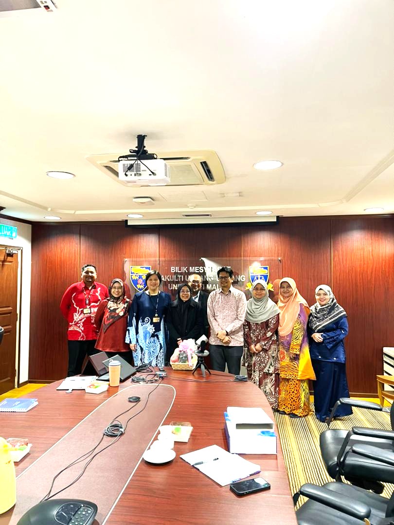theumlaw's tweet photo. Lawatan Penanda Aras Program Sarjana Muda Undang-Undang dari Fakulti Undang-Undang, UiTM. Lawatan ini diadakan bagi melihat pelaksanaan program Sarjana Muda Undang-Undang dan Sarjana Muda Jurisprudens yang ditawarkan di Fakulti Undang-Undang, Universiti Malaya. https://t.co/ofumhYhFQA