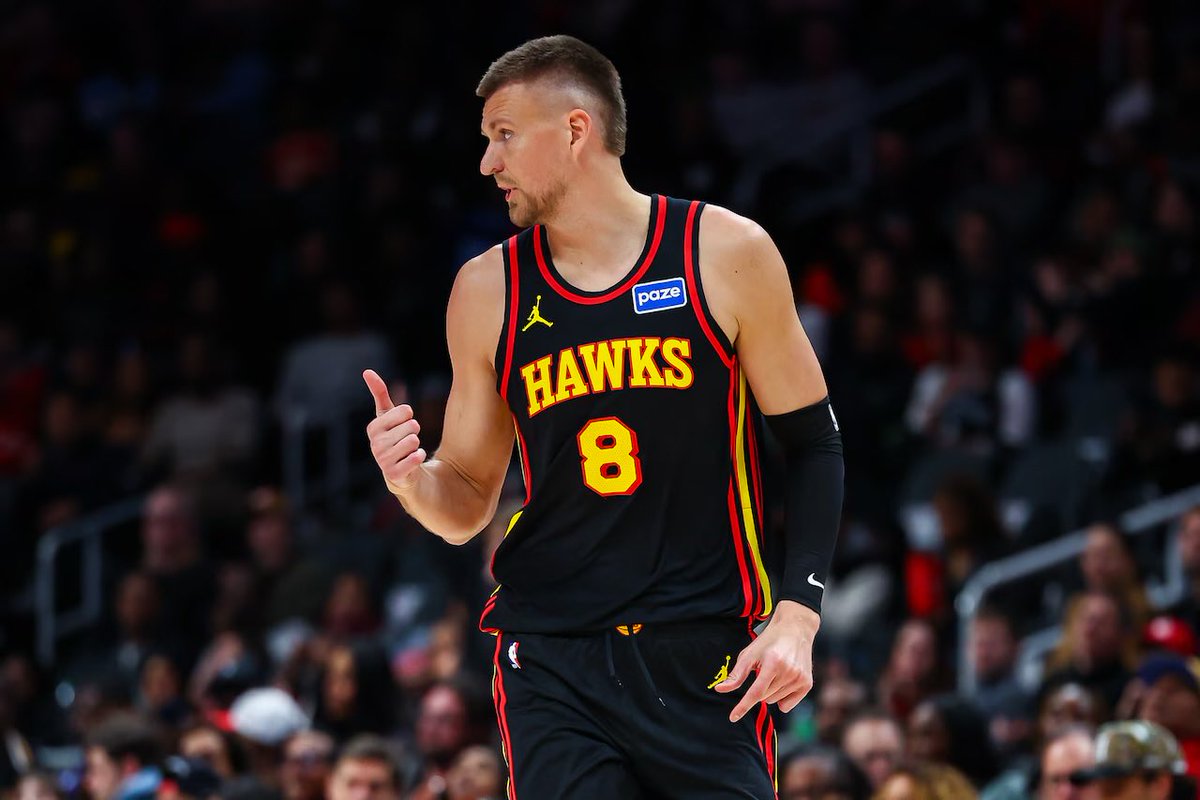 CacoPinon's tweet photo. ¡Traspaso confirmado!

A Warriors: Kristaps Porzingis

A Hawks: Jonathan Kuminga + Buddy Hield

#NBA https://t.co/FMYahlowbR