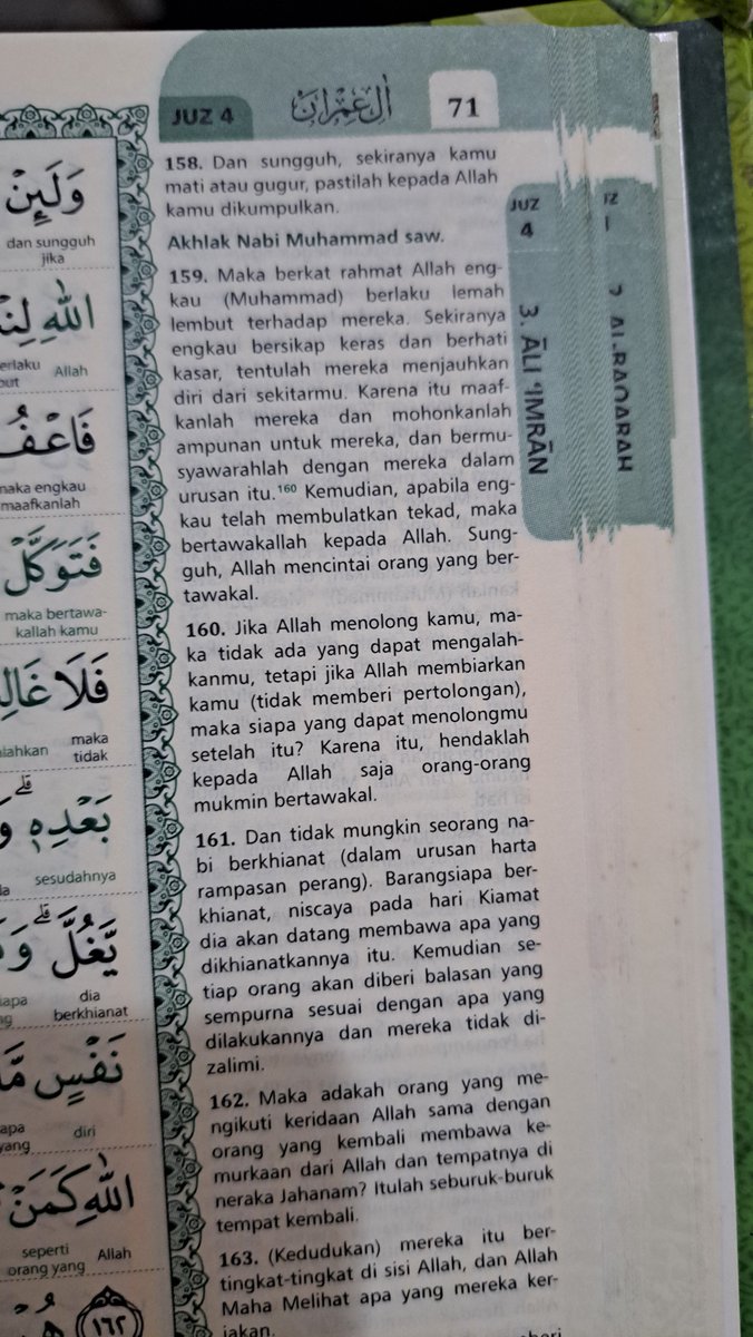 monkeypowerr's tweet photo. Lagi bengong bingung sama idup kudu gimana.... Dihantam dr segala arah dan kehilangan kuasa diri. Yang biasanya gw koar2 cerita detail kemana2 sekarang cuma bisa cerita dikit aja saking kebanyakan masalah...

Buka quran, baca bagian ini https://t.co/fc3O7oXwTO