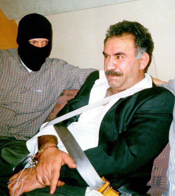 solcugazete60's tweet photo. #SONDAKİKA 

AKP, MHP ve DEM, Abdullah Öcalan'a "umut hakkı" verilmesinde anlaştı.

CHP, karara muhalif kaldı.

(Sözcü-Veli Toprak) https://t.co/AHMfkuuPYy