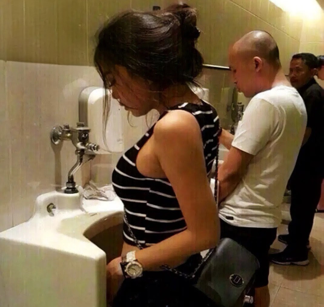 evlyne_metal's tweet image. J'ai téléchargé le remake thaïlandais du film "un p'tit truc en plus" et je peux vous avouer que c'est pas du tout la même histoire...