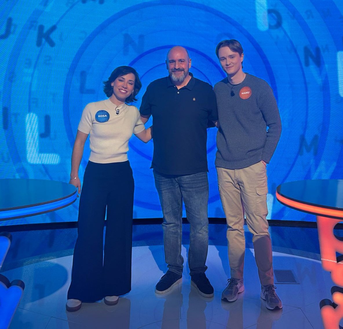 oldgarcia's tweet photo. ¡Qué nervios, leñe! Hoy, toda la tarde/noche pegado a @antena3com para ver el desenlace de @PasapalabraA3! Qué cantidad de programazos nos han regalado Manu y Rosa... https://t.co/YLcCwP9eOR