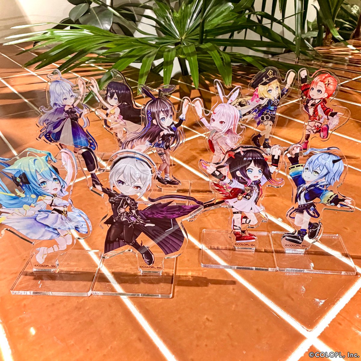 wcat_project's tweet image. ＼ 販売中！／
◤￣￣￣￣￣￣￣￣￣￣￣￣￣￣￣￣
#白猫プロジェクト オンラインくじ✨
＿＿＿＿＿＿＿＿＿＿＿＿＿＿＿＿◢
C賞を実物写真でご紹介！

《仲良しコンビ》が同じ高さでハイタッチ！
このために撮りおろしたアイテムにゃ( *´꒳`*)ﾉ

▼商品ページはこちら！
remochalle.com/kuji/campaign/…