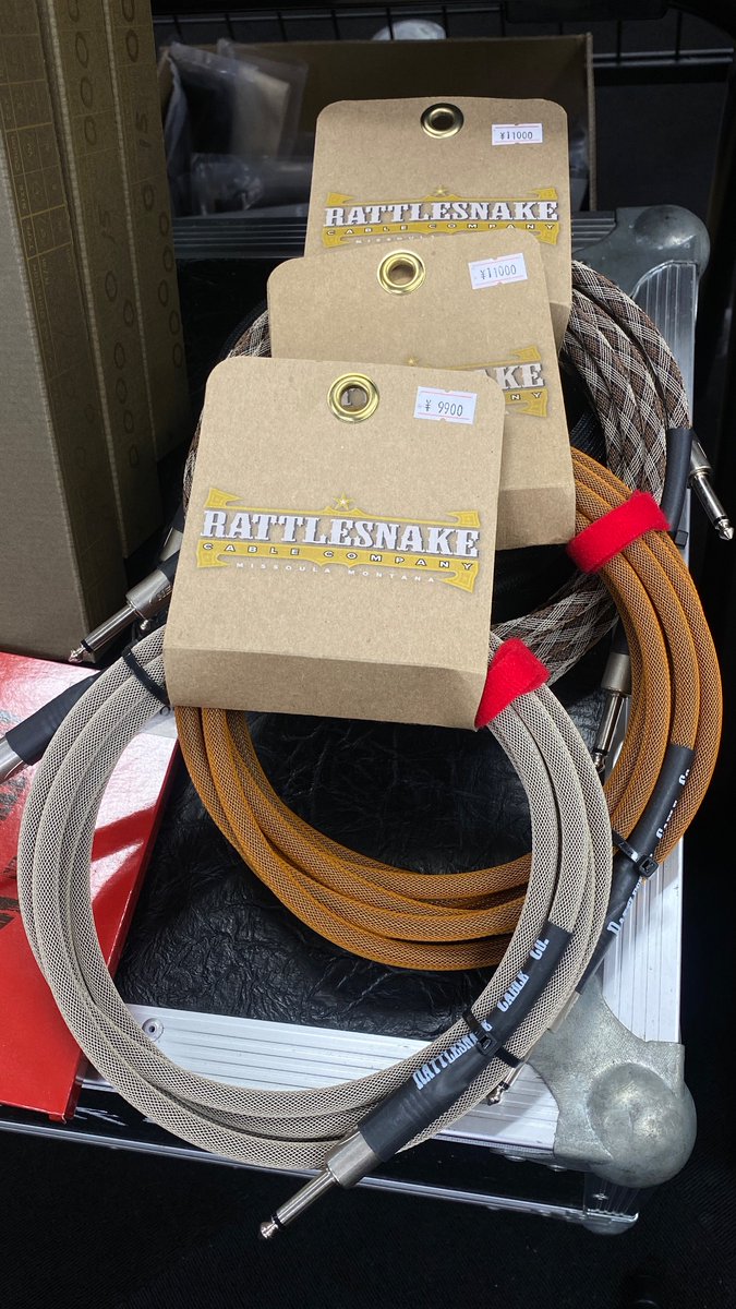 Rattlesnake Cable再入荷してます！ 音質もヨシ！見た目もヨシ！の