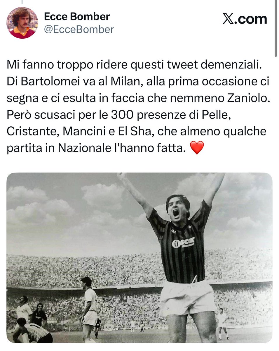 Il video dei quattro calciatori della
Roma che hanno raggiunto le 300 presenze ha partorito anche questo.

Questo purtroppo è il livello del tifo Romanista sui social.

Profili senza volto, che scrivono amenitá, insultano e parlano senza conoscere la storia di questo club.