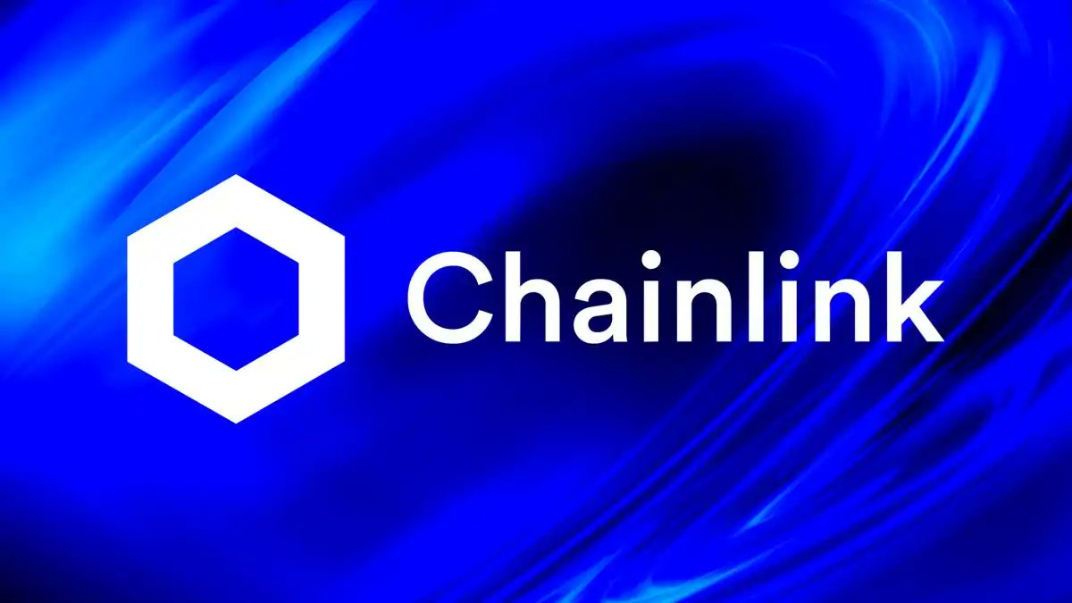 LINK: THE $7B COINBASE WRAPPED SETTLEMENT 

Coinbase has officially selected Chainlink CCIP as the exclusive bridge infrastructure for all its wrapped assets, including cbBTC and cbETH. 

This move secures a total market capitalization of over $7 billion using Link’s