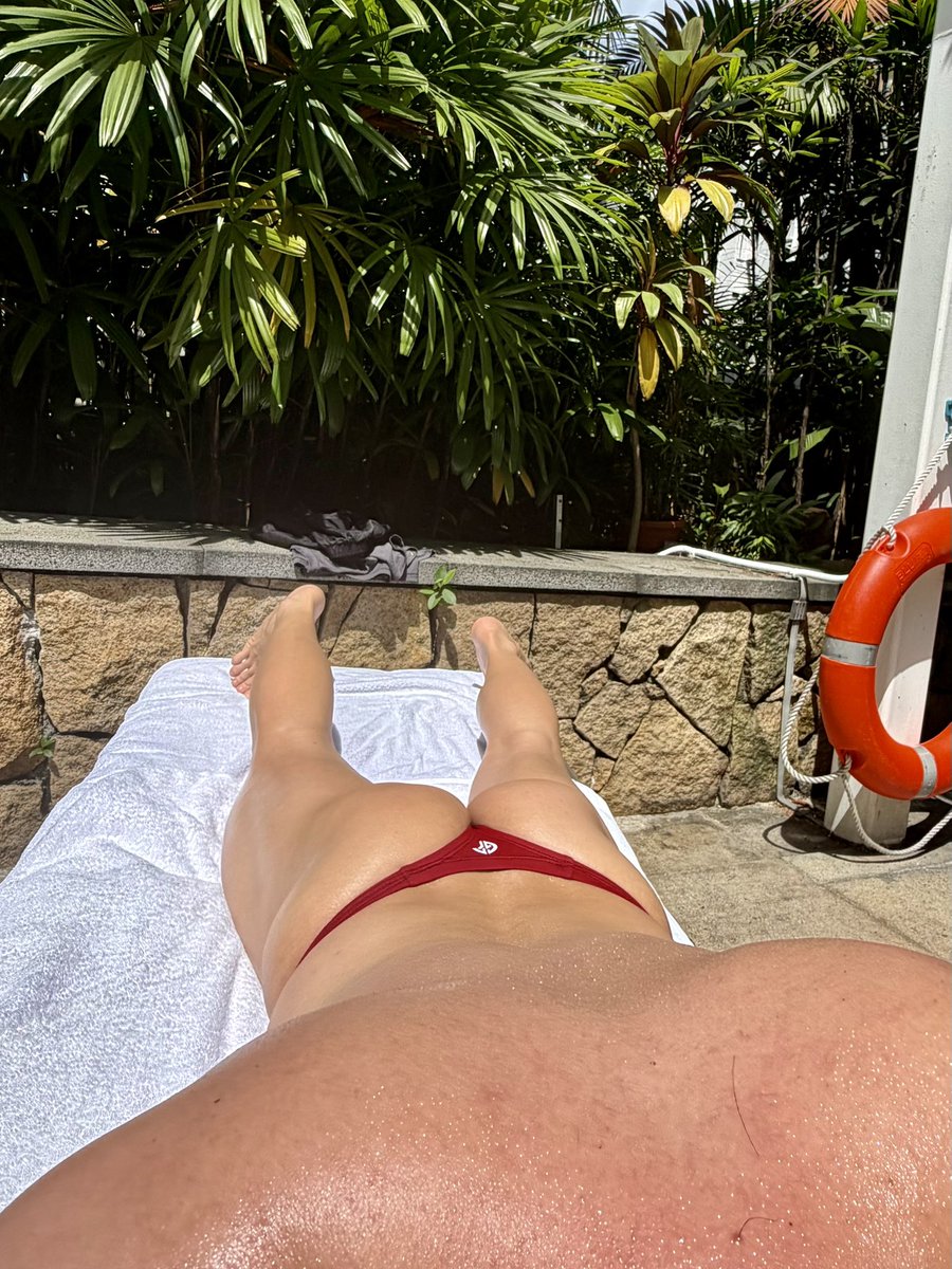 Getting back my thong lines. 
#grandaxis #thongtanlines