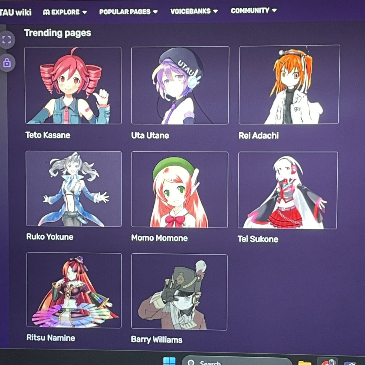 thetakosch's tweet image. who is that?😭😭😭😭