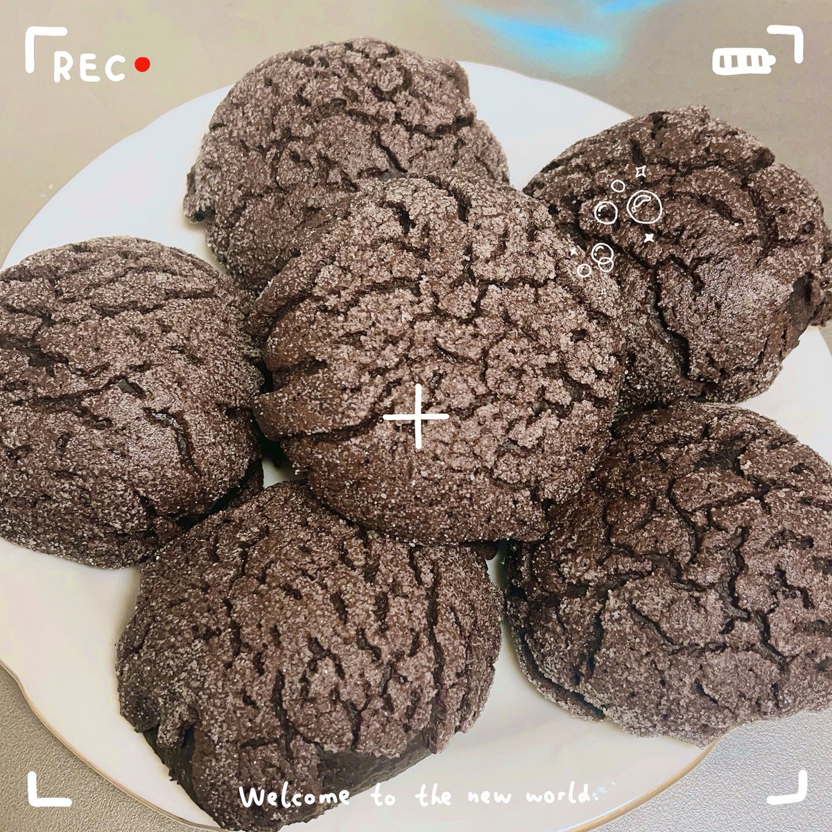 74chocho's tweet photo. チョコメロンパン🍫 https://t.co/uqBy8Q55Lr