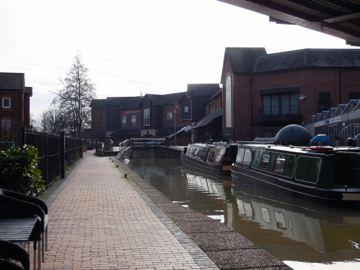 retired_tom's tweet image. My photos from #February 2019

@CanalRiverTrust #OxfordCanal #Banbury #Lock #Bridge #LiftBridge #HistoricBoatYard #Narrowboat #Reflections #GoldenHour 

#Canals &amp;amp; #Waterways can provide #Peace &amp;amp; #calm for your own #Wellbeing #Lifesbetterbywater #KeepCanalsAlive
