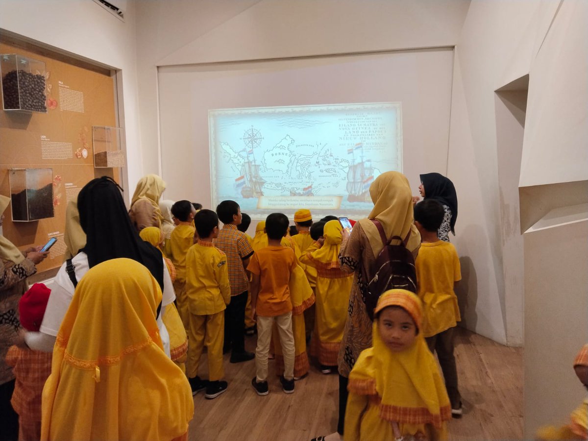 RA Semai Benih Bangsa Cibeber Cilegon di Museum Multatuli Rangkasbitung Lebak Banten tadi pagi juga, Kamis, 5 Februari 2026. Terima kasih sudah berkunjung. Salam.