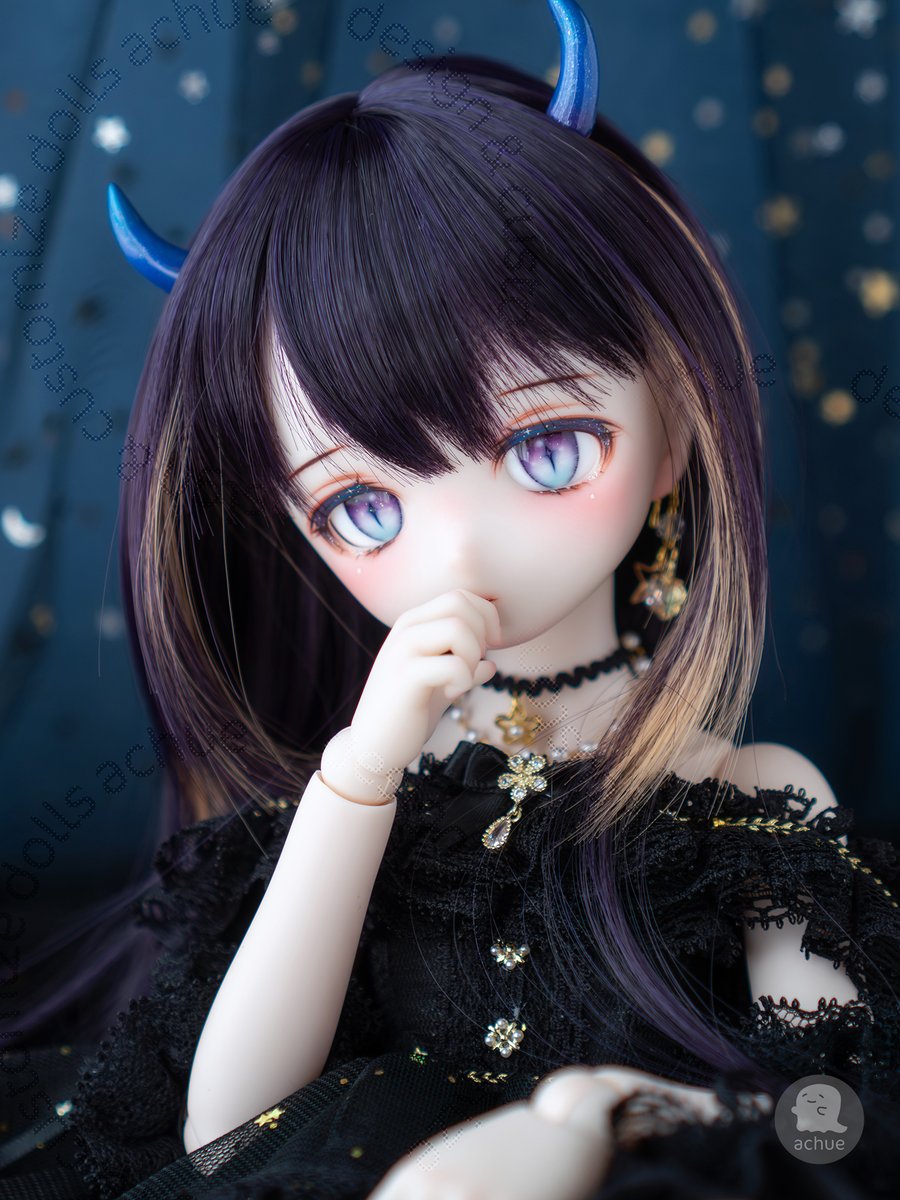 DDH-01ちゃんヤフオク出品いたしました！
すべての星が行き着く宇宙の果てを統べる鬼の子をイメージしたメイクです💫
▷2/8(日)22:07終了予定
auctions.yahoo.co.jp/jp/auction/d12…

ご覧いただけましたら嬉しいです🥳
どうぞよろしくお願いいたします！

▷Googleフォト
photos.app.goo.gl/ztaiLozihj3cHX…

#achueド