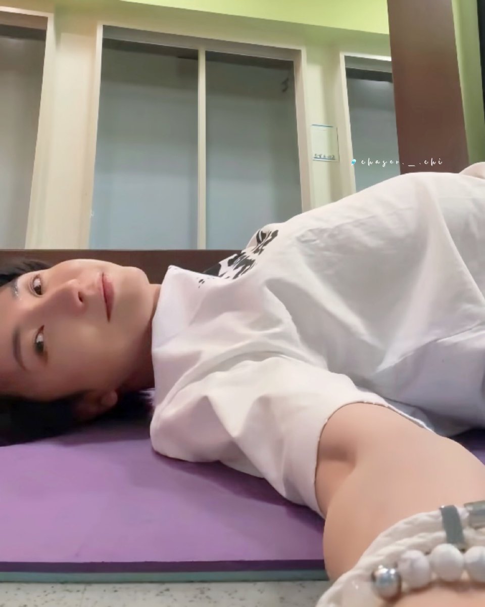 2026.01.31
특키유

#이특 #LEETEUK