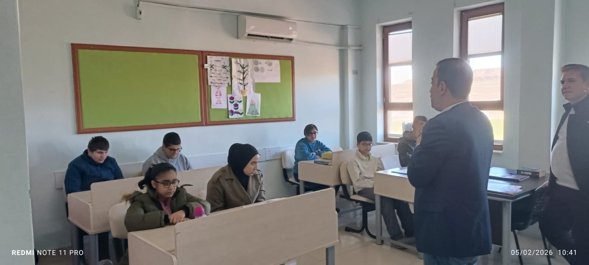 Doğru meslek seçimi, geleceğin sağlam temeller üzerine kurulmasını sağlar.
Bugün Turgut Özal Ticaret Mesleki ve Anadolu Lisesi tarafından öğrencilerimize meslek tanıtımı yapılmıştır.Öğretmenlerimize teşekkür ederiz. <a href="/hasansildak/">Hasan ŞILDAK</a> <a href="/sanliurfammem63/">Şanlıurfa İl Milli Eğitim Müdürlüğü</a> <a href="/HaliliyeMem/">Haliliye İlçe Milli Eğitim Müdürlüğü</a>