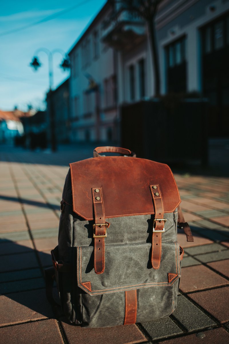 bmwtraders's tweet image. Mini Leather Backpack – Compact Design with Premium Everyday Style
Crafted from high-quality leather, this mini backpack offers a sleek look with practical storage for daily essentials.
Read more: bmwtraders.shop
#MiniLeatherBackpack
#LeatherBackpack
#GenuineLeather