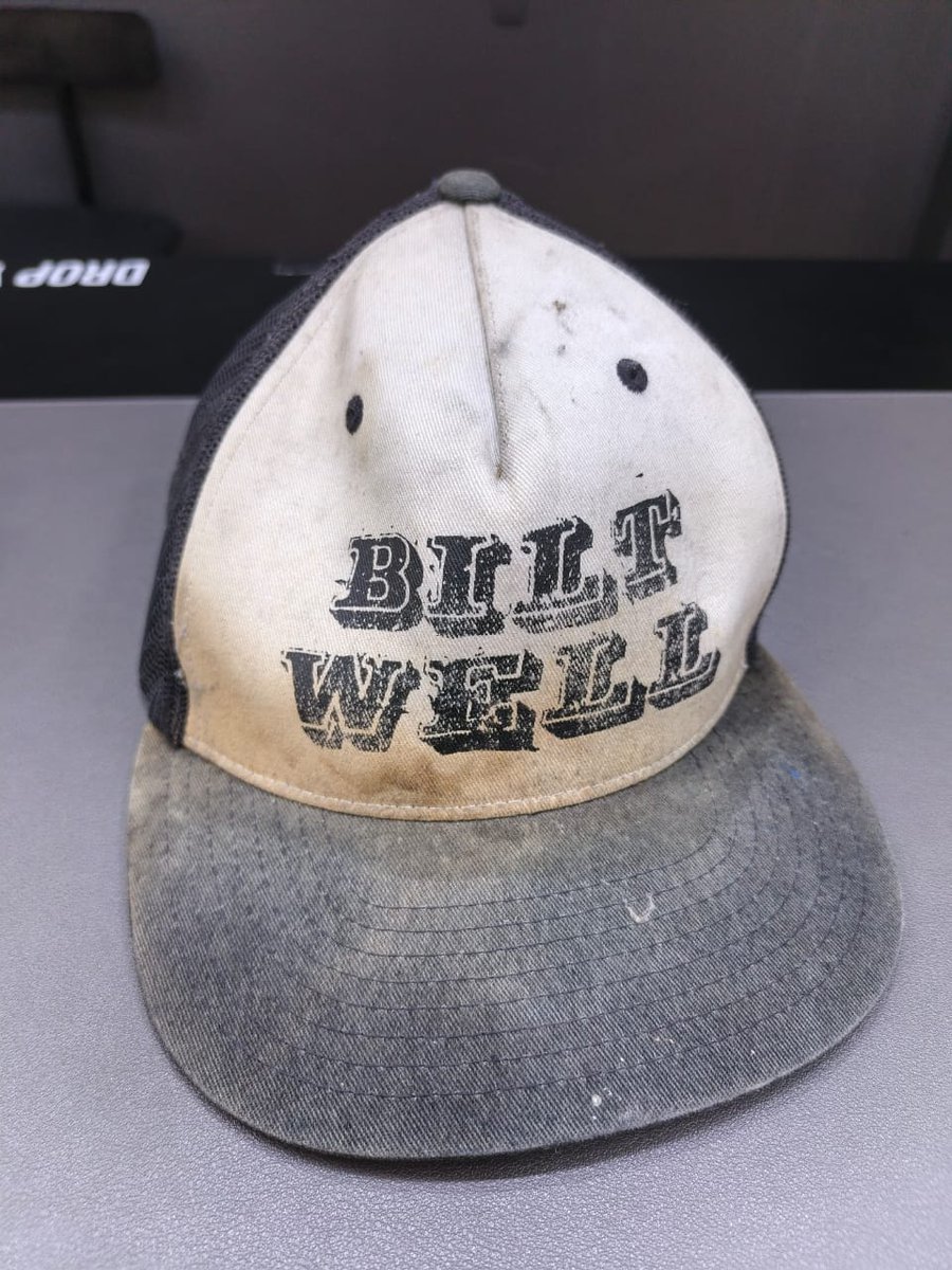 Thekasutclean's tweet photo. Topi dah kotor? Jangan biar lama!
TheKasutClean boleh bantu anda tampil yakin semula 🧢✨
DM sekarang untuk slot cucian! https://t.co/UCgxJ3Jc8k