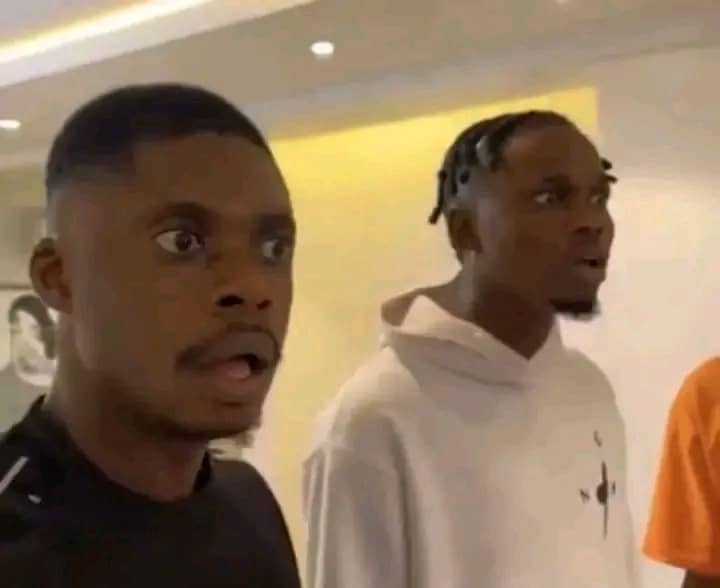 You follow me and I no follow you back keh 

I dey follow back immediately o