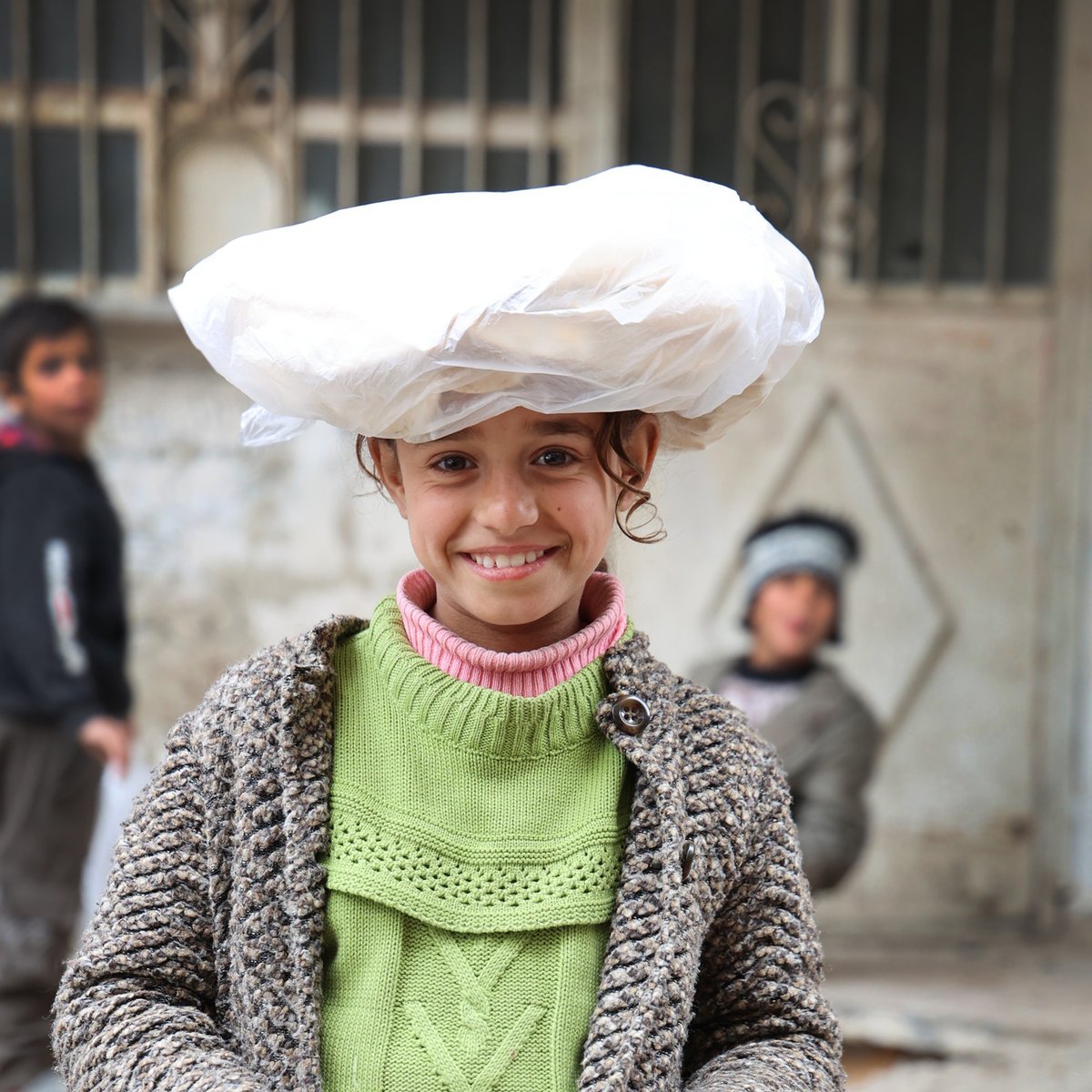 In #Syria, millions face daily food insecurity.
1.6M are in or at risk of emergency levels (IPC Phase 4). 
<a href="/WFP/">World Food Programme</a> and the Government help keep bread on the table for 4M people because food is stability, social cohesion, and what keeps societies from breaking.