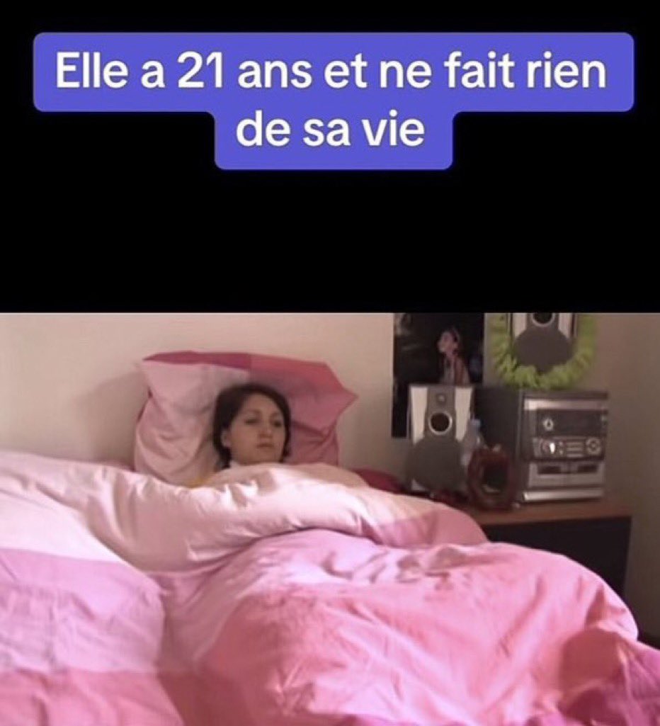 sslllyyn's tweet image. on y est la fami