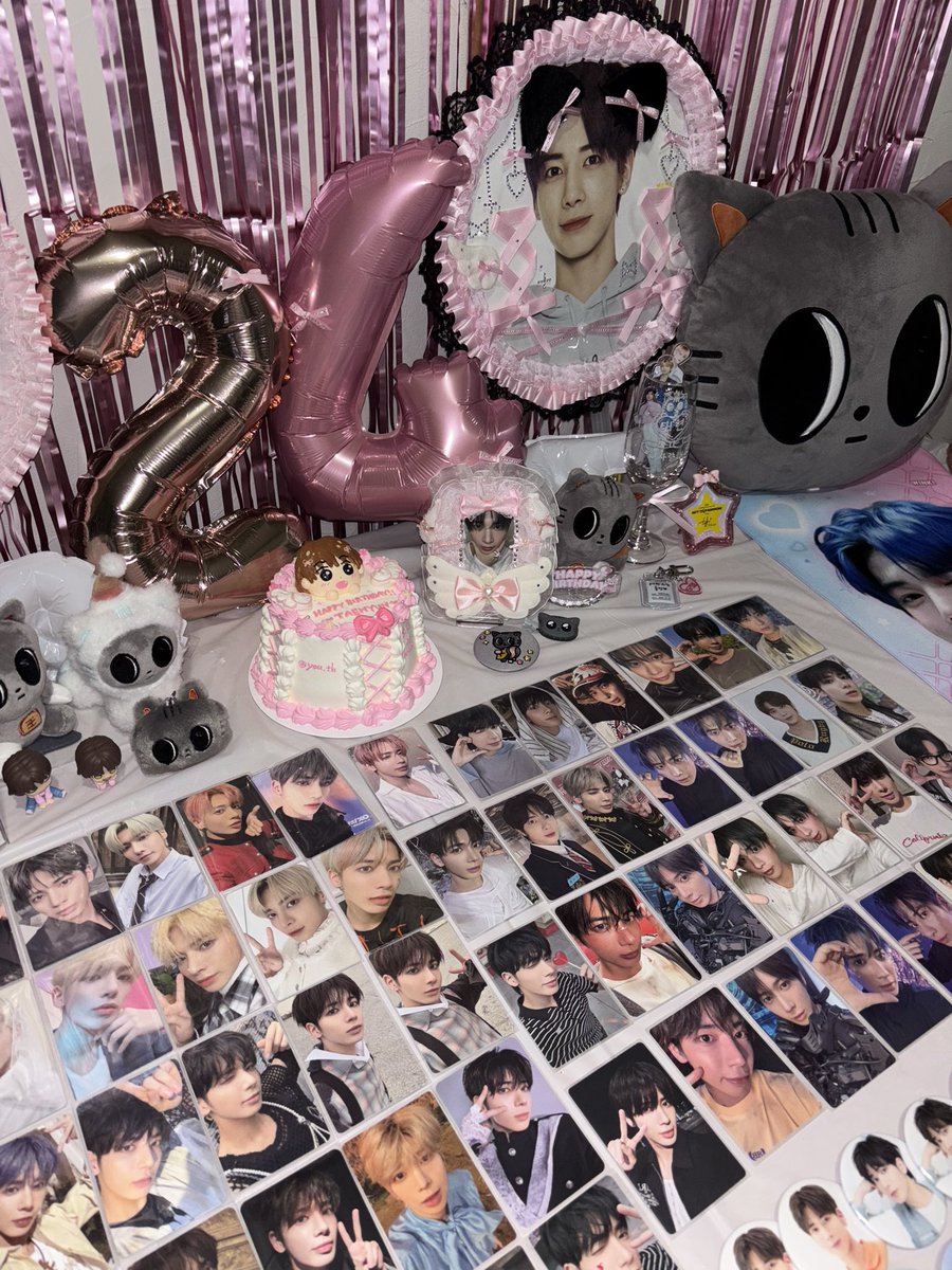 𝒜 𖧁୧ tweet media