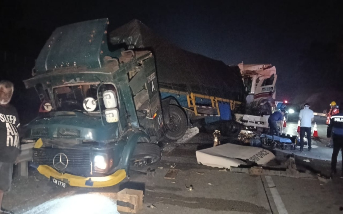 bernamadotcom's tweet image. Bas ekspres terbabas punca kemalangan tiga kenderaan di Lebuhraya PLUS 

bernama.com/bm/am/news.php… 

#BernamaNews 
#BasTerbabas
#PLUS