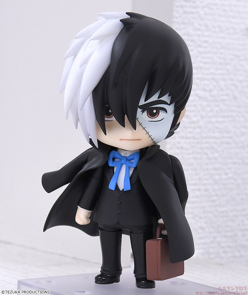 MechanicalJapan's tweet photo. Good Smile Company, dentro de su popular línea Nendoroid, nos presenta la figura articulada que le dedican a Black Jack, el médico prodigioso y protagonista de la obra maestra de Osamu Tezuka, "Black Jack".

Más información: https://t.co/TOYrqLr0nR https://t.co/tq1oRbnDBY