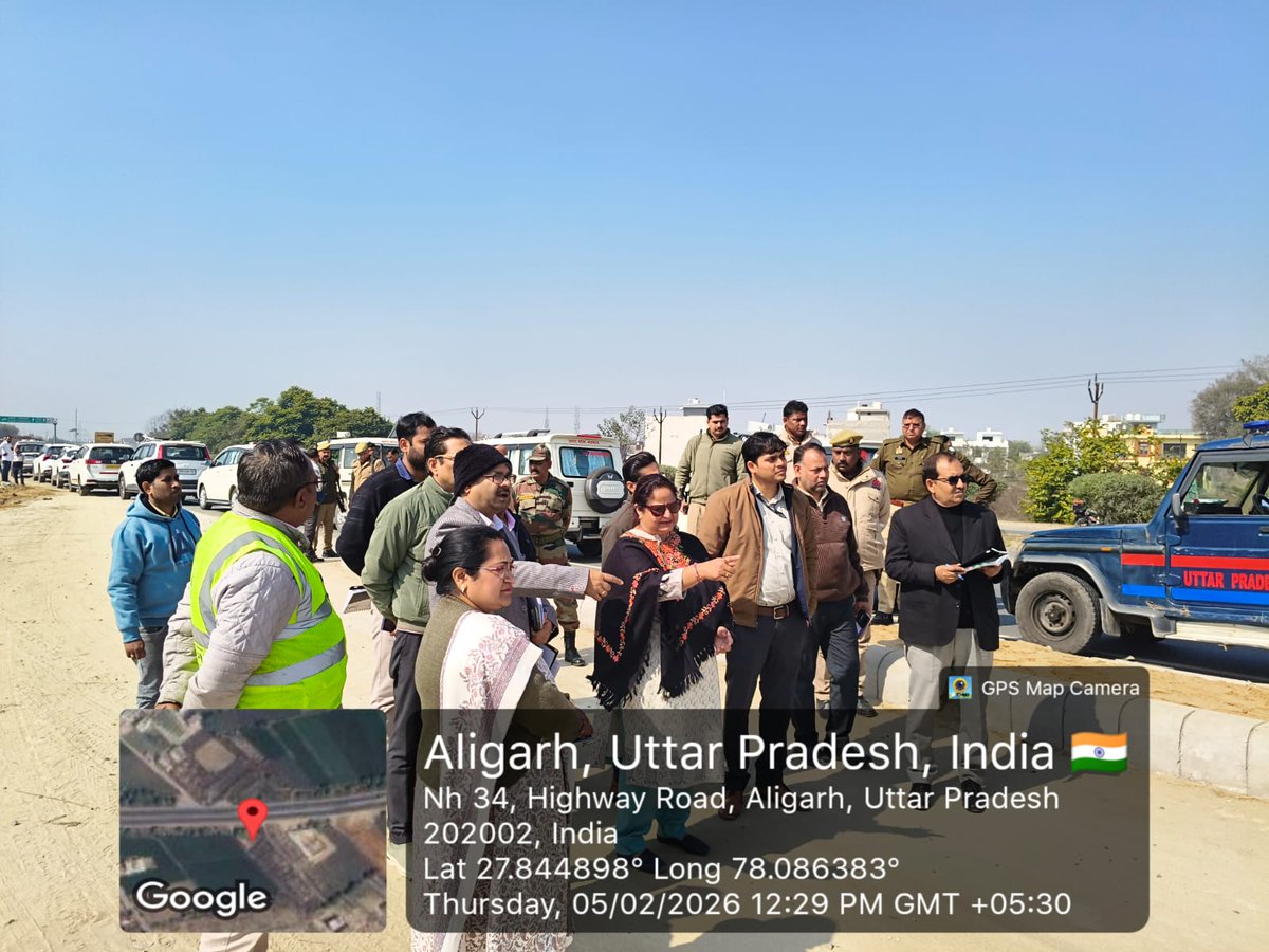 Commissioner Aligarh tweet media
