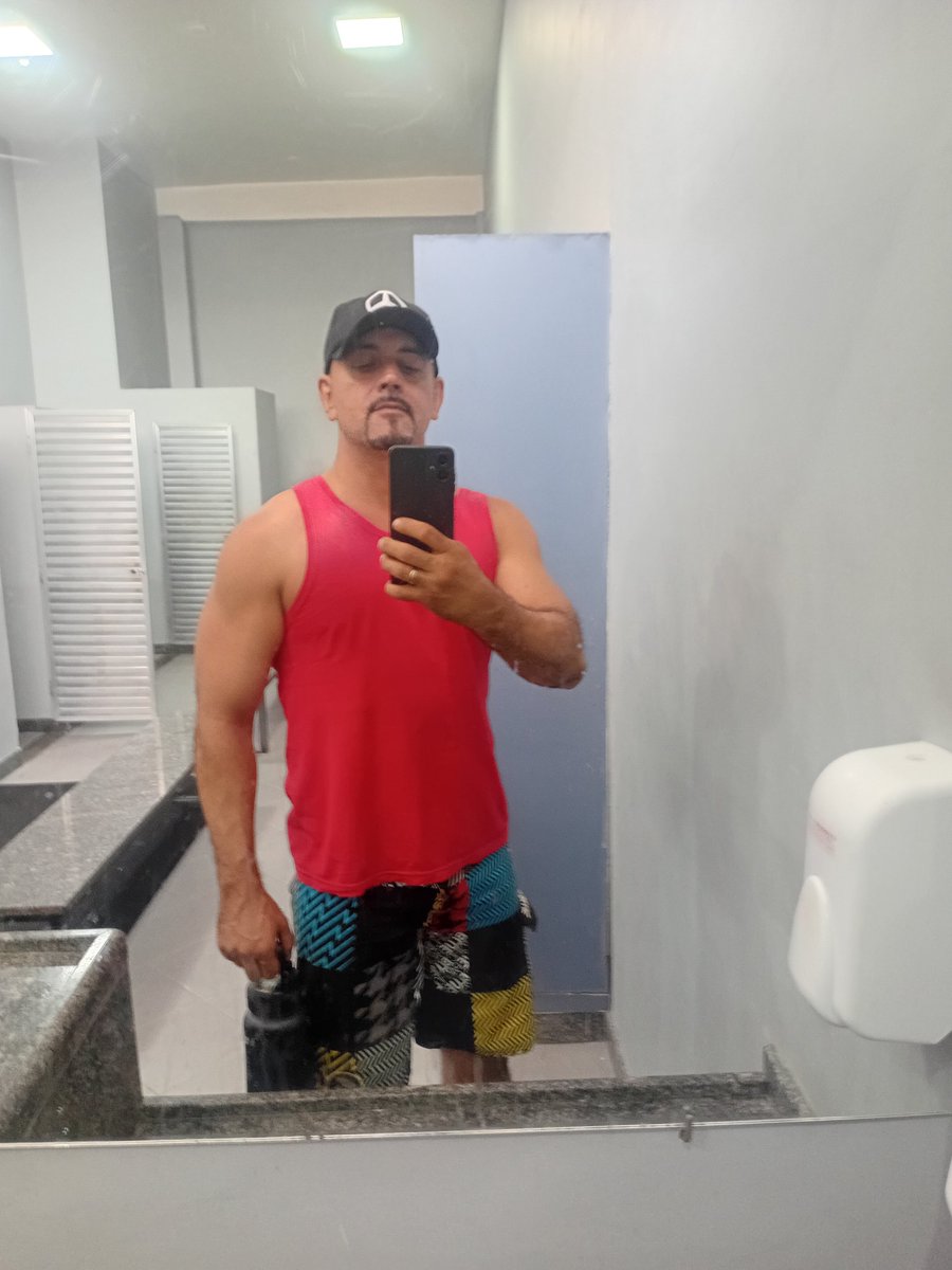 fernandojbarbo's tweet photo. Ah galera, sou geminiano. Não consegui escolher uma só... 🤸‍♂️♊ https://t.co/56IWDlOxzg
