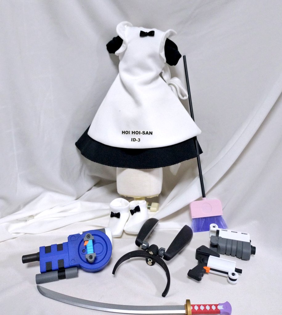 版権商品 先着販売】 一撃殺虫!!ホイホイさん ・メイドドレス&武器