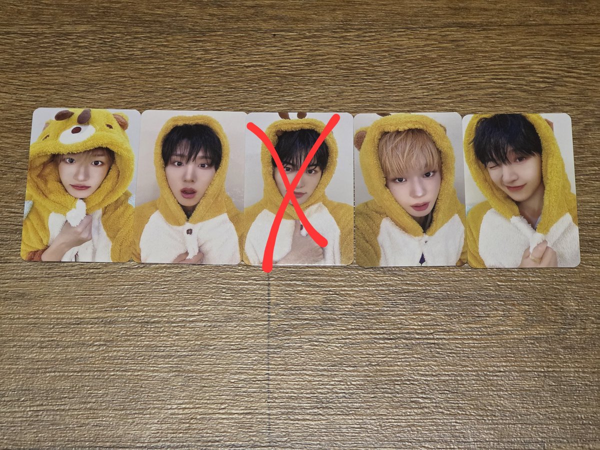 bjbjbsy's tweet photo. 메이크스타 멬스 makestar 킥플립 kickflip 꿀벌 ver 미공포 포카 poca 양도
each 0.5
All(except 계훈) 2.0
ㅅㅊㅇ 계훈 아마루 동화 주왕 민제 케이주 동현
https://t.co/ghMcuVgGv2 https://t.co/hVDAMaOb04