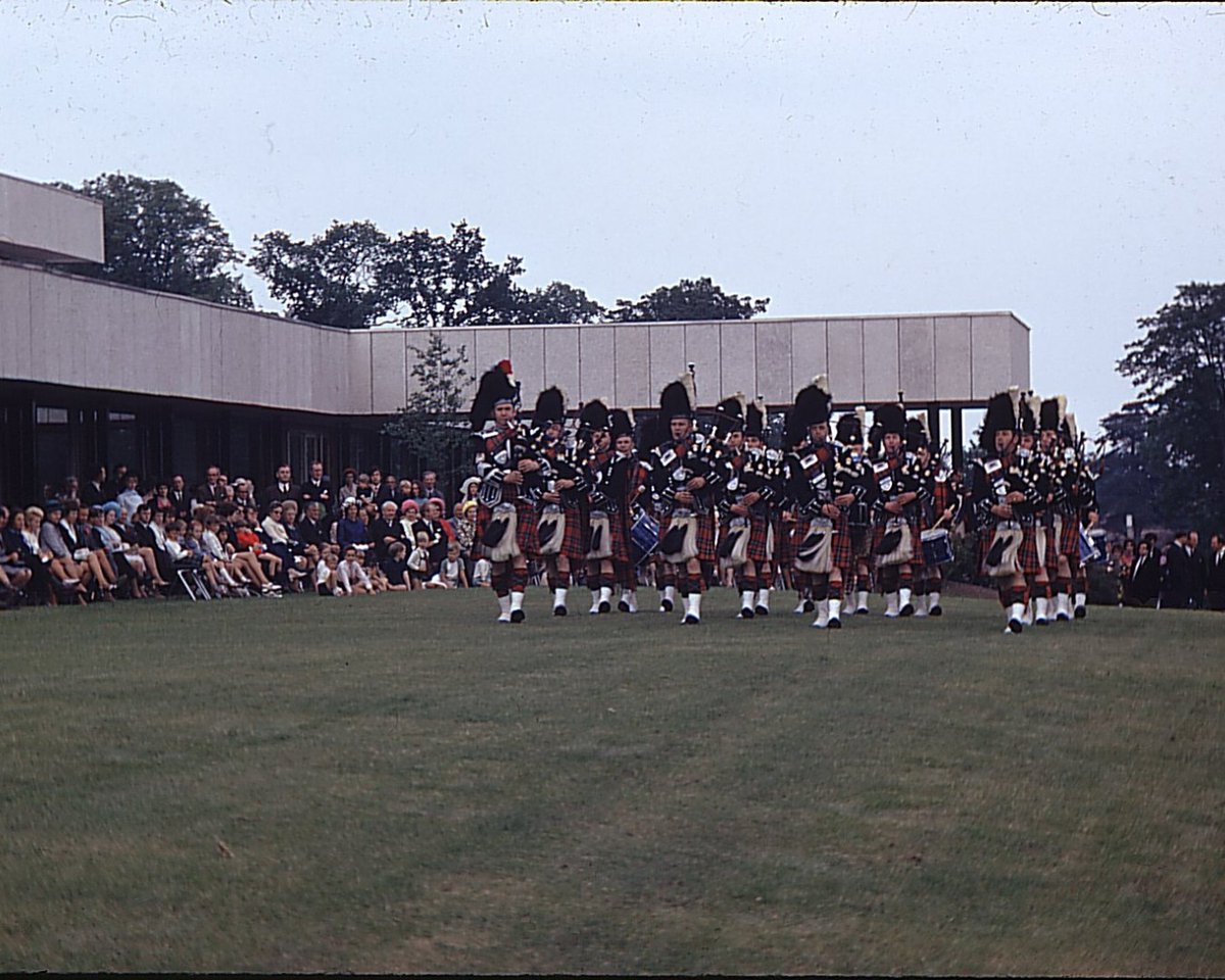 StirUni's tweet photo. Pipers on the lawn outside Pathfoot for University fo Stirling Graduation in 1970 #StirGrad๐ @unistirarchives on X https://t.co/6IfsT5JVKb