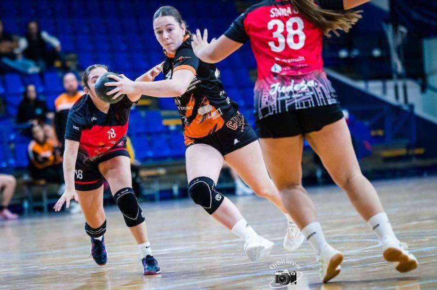 Una balonmanista unionense con cada vez más proyección nacional ift.tt/VSZs2xw