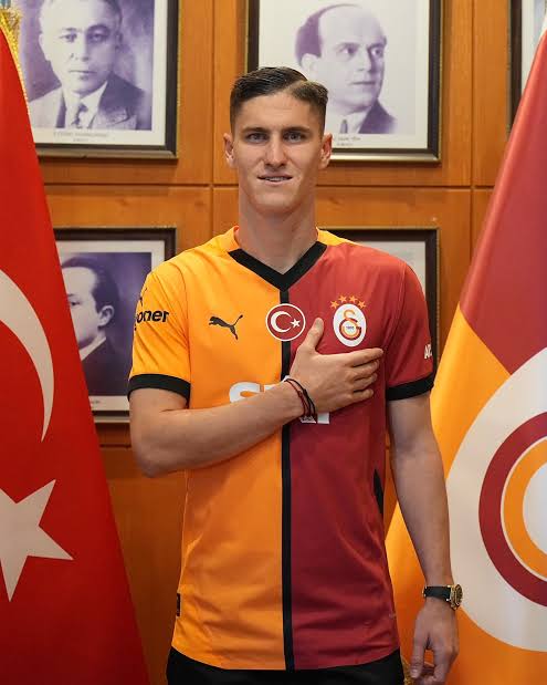 Galatasaray'ın yeni 6 numarası ve Galatasaray'ın yeni 10 numarası
