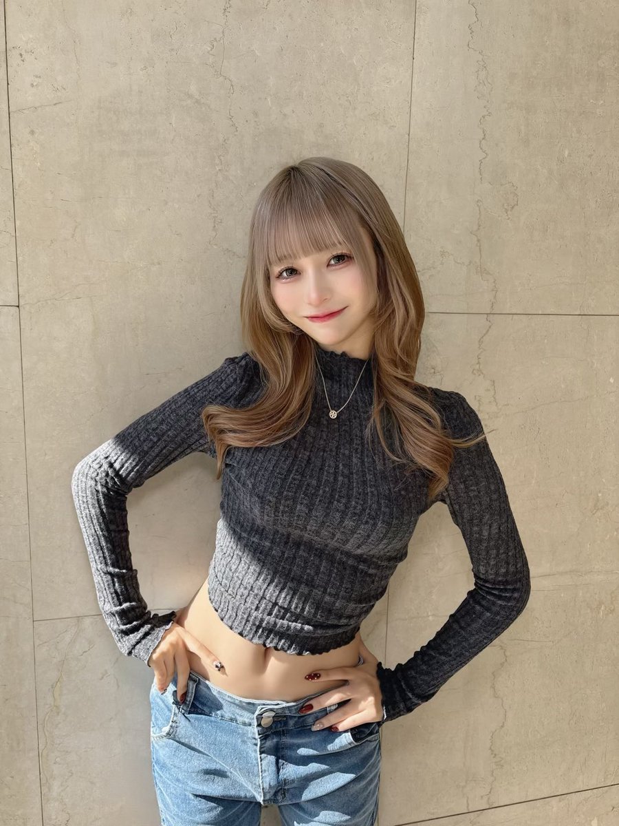 rina_nyanyanya's tweet photo. 好きな女性のタイプは？ https://t.co/y9FkxNXSxJ
