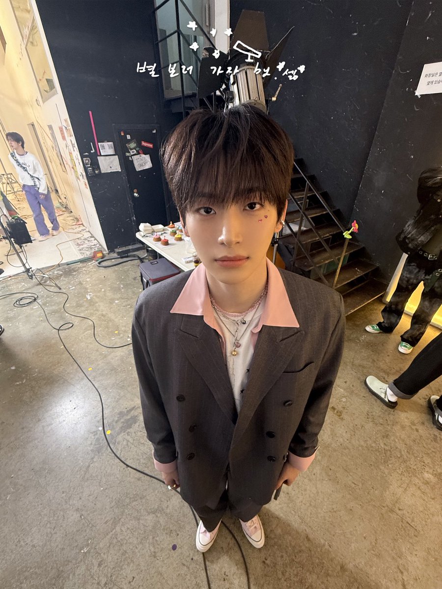롬 tweet media