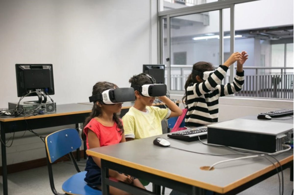 ViReal4STEM tweet media