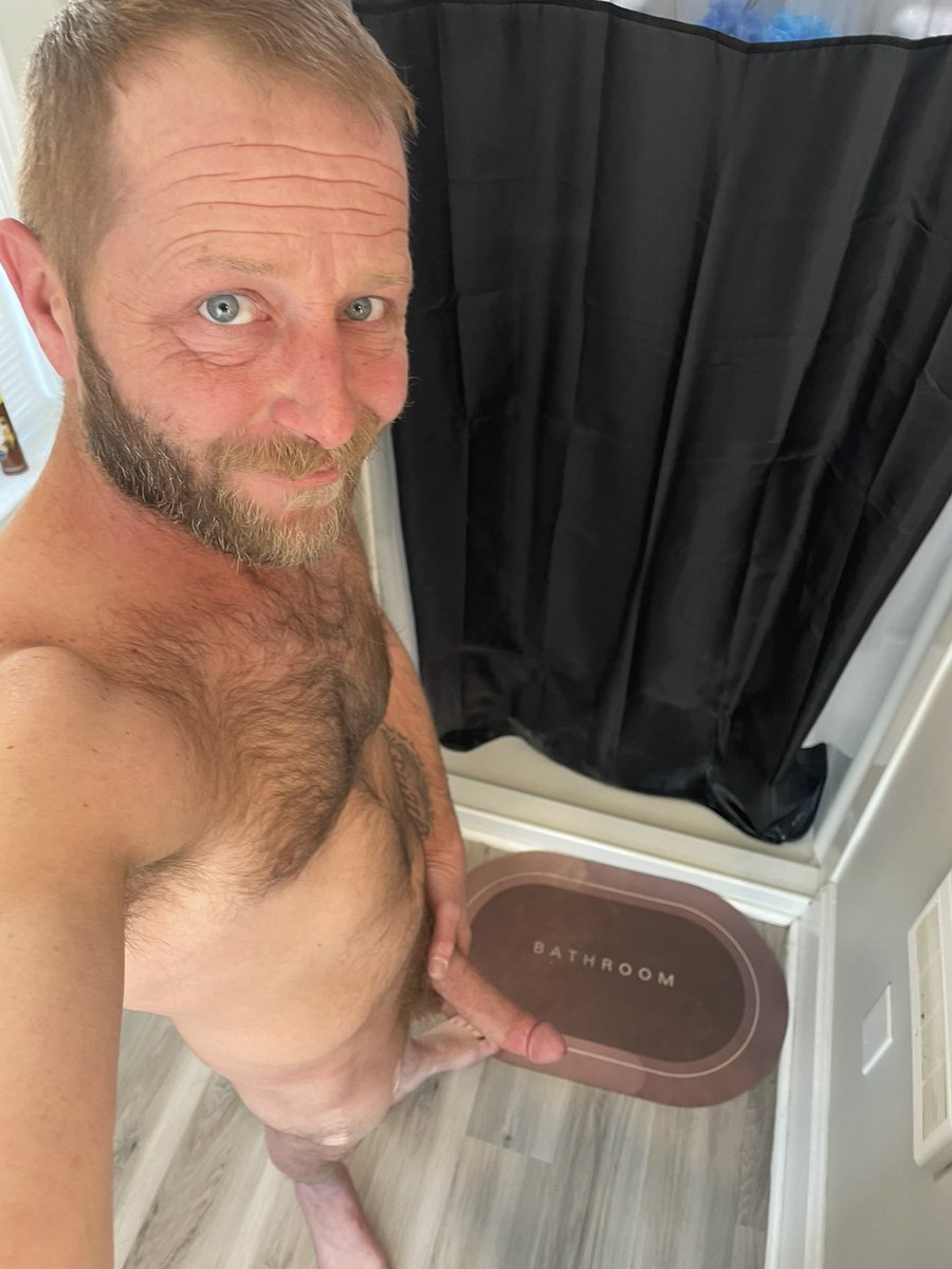 Blue Eyed Otter (8k) tweet media