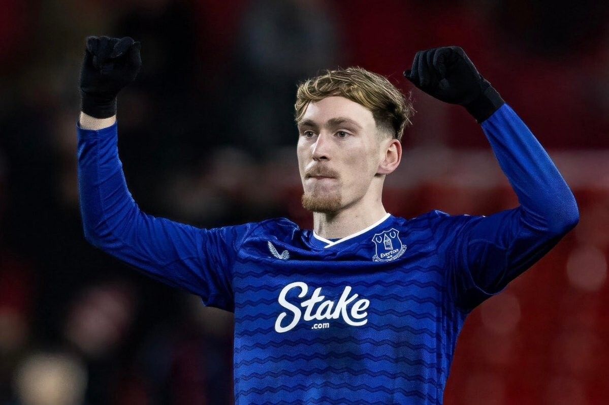 DataMB_'s tweet photo. 🇪🇺 Top 7 League Midfielders: Possessions won

◉ 249 — J. Garner (Everton, 24)
◎ 245 — E. Anderson (Nottingham Forest, 23)
◎ 238 — João Gomes (Wolverhampton, 24)
◎ 236 — Casemiro (Man United, 33)
◎ 220 — K. Sano (NEC, 22)

📊 Free trial: https://t.co/McR5zrPkTO https://t.co/Nn8COKfYLj