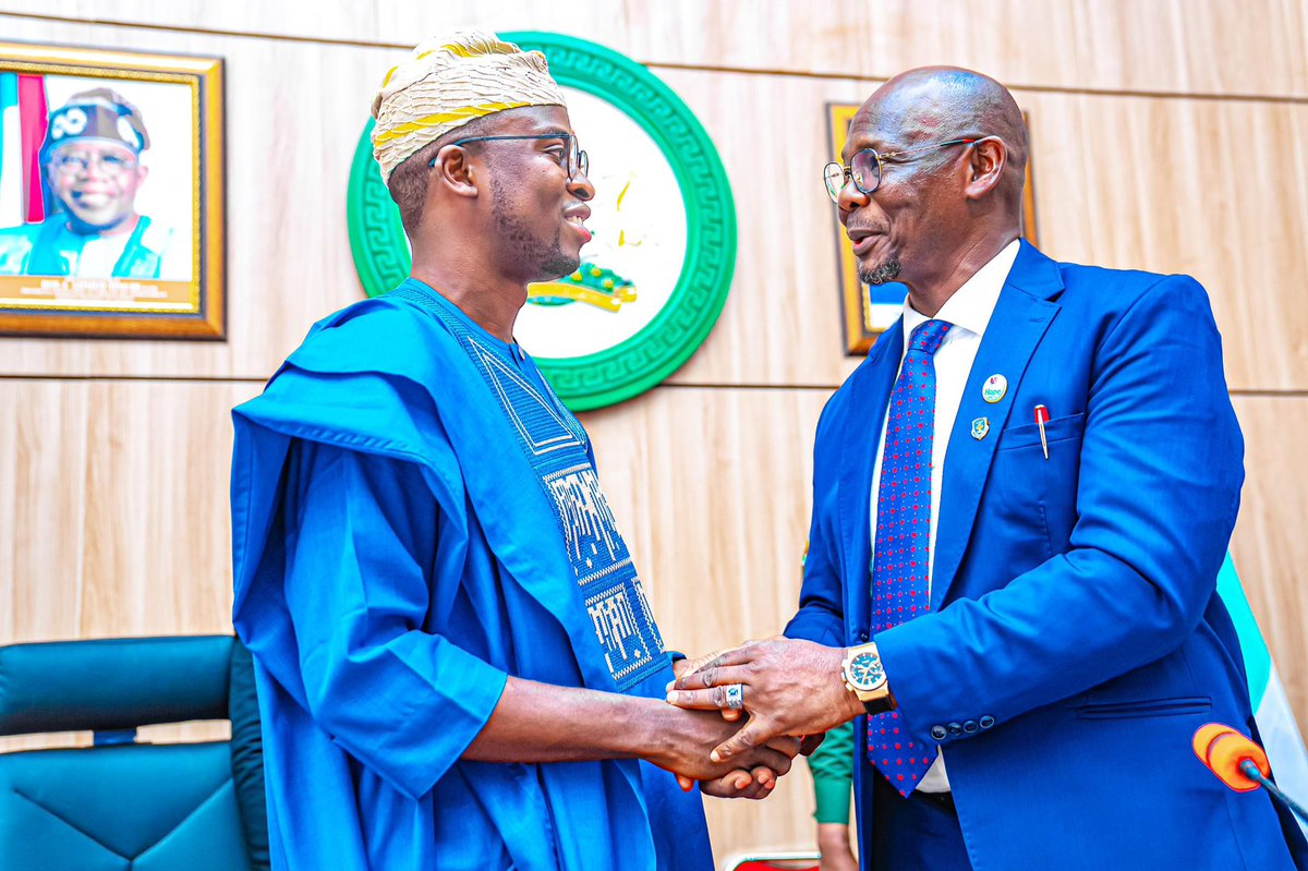 Rt. Hon Muhammad Oyanki. tweet media