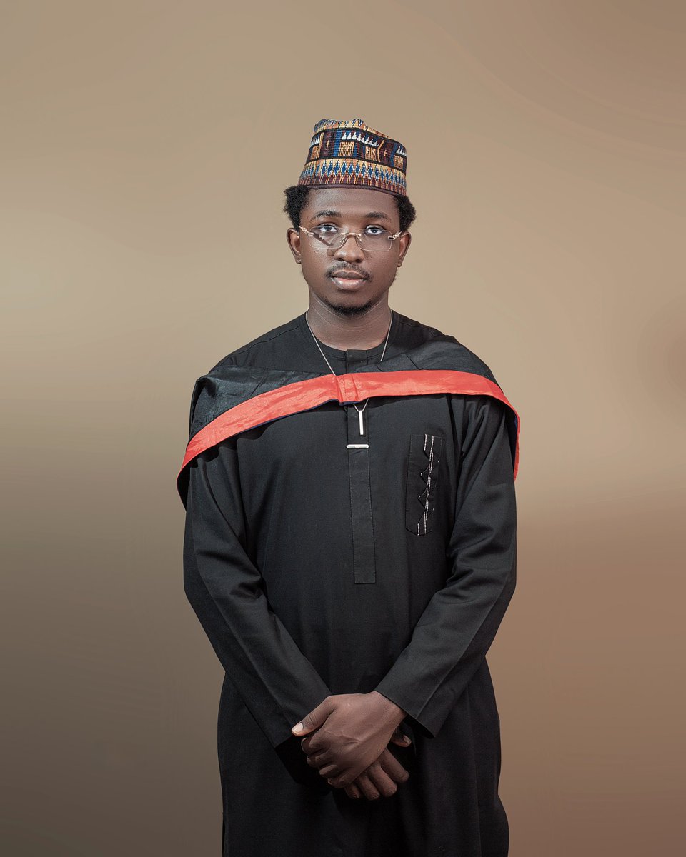 𝔼𝕄ℤ𝕐 🆇 tweet media