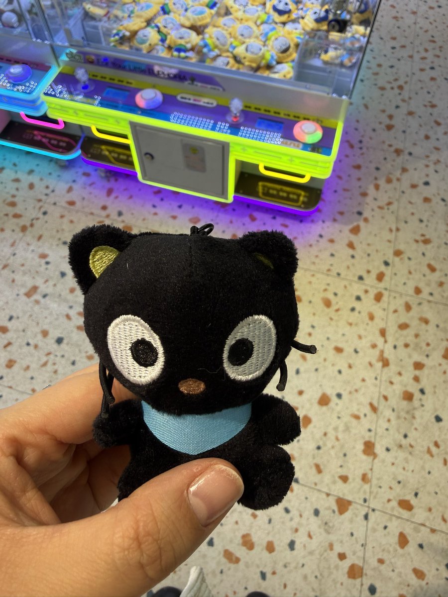 JSooooojin's tweet image. 인형뽑기!
이제 시장에서 닭발 ㅅㅏ가야지 히히