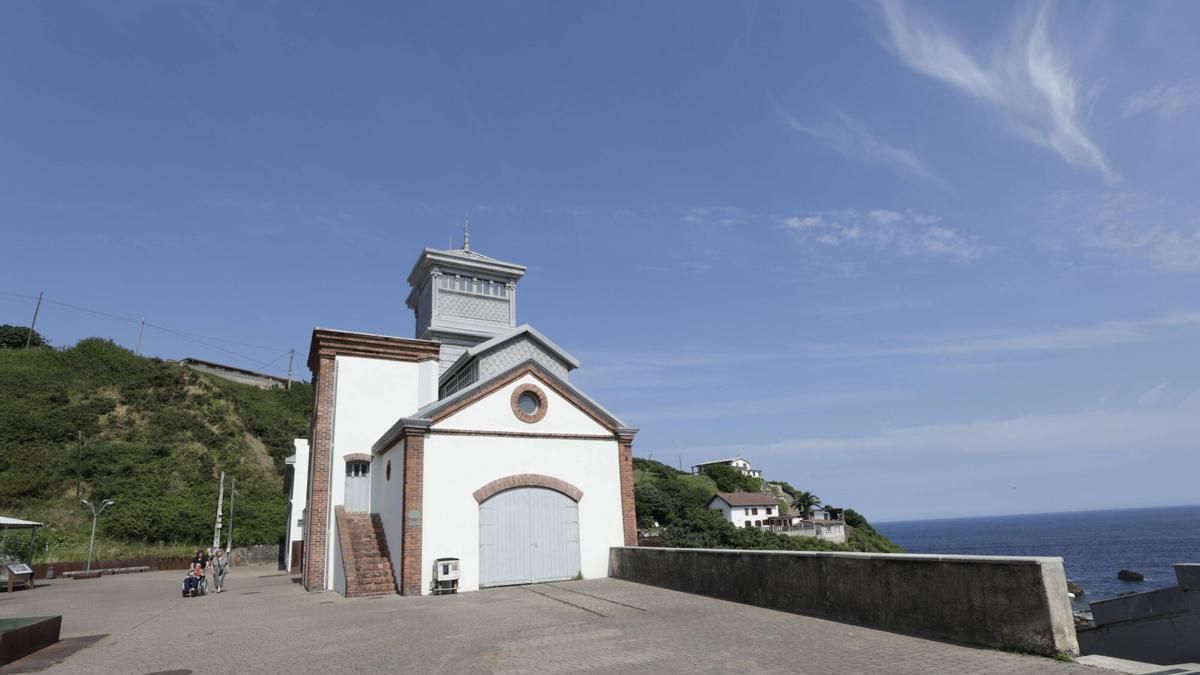 #turismo Castrillón recibe un informe de Patrimonio para la ampliación de la Mina de Arnao y el PP carga contra el PSOE e IU  buff.ly/DQkKwZb a través de <a href="/lanuevaespana/">La Nueva España</a>